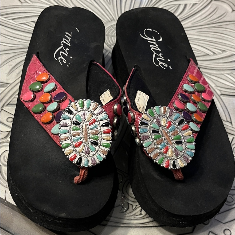Grazie Women's Multicolor Beaded Sandals